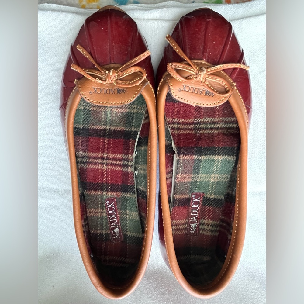 Aquaduck Red Duck Rain/Snow Flats - Rain & Snow are coming Size 7